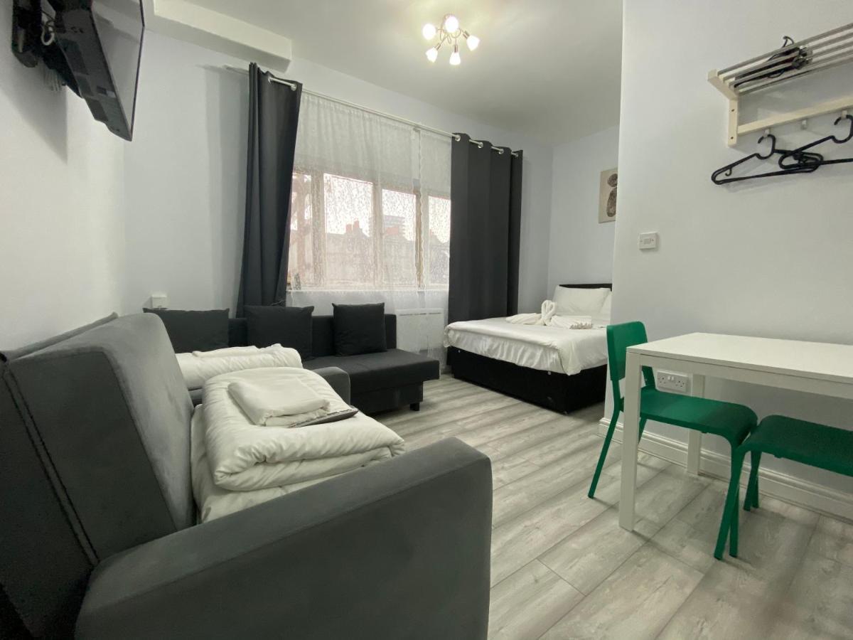 Comfortable - Cosy - Budget Studios In City Center Londres Exterior foto