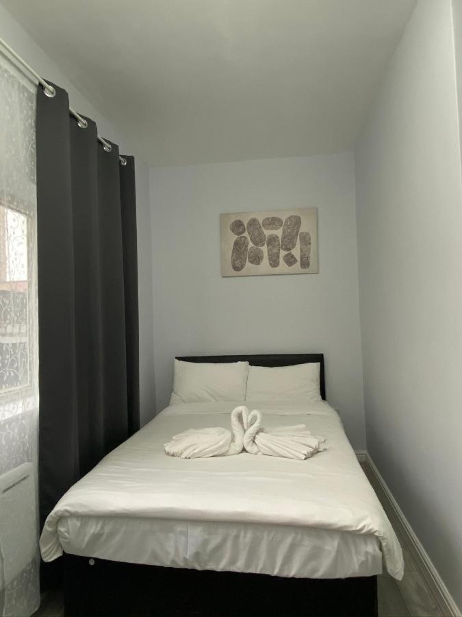 Comfortable - Cosy - Budget Studios In City Center Londres Exterior foto