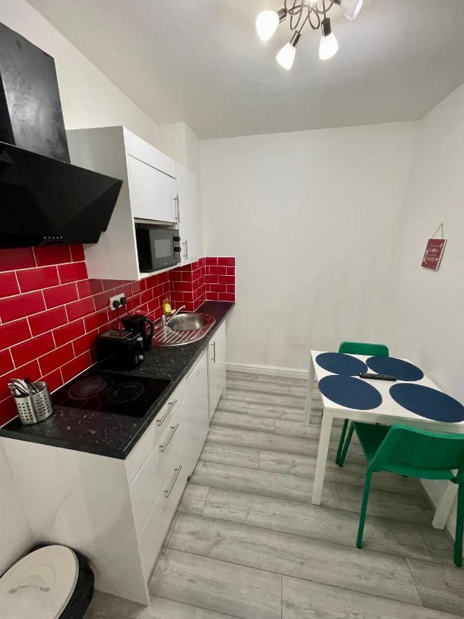 Comfortable - Cosy - Budget Studios In City Center Londres Exterior foto