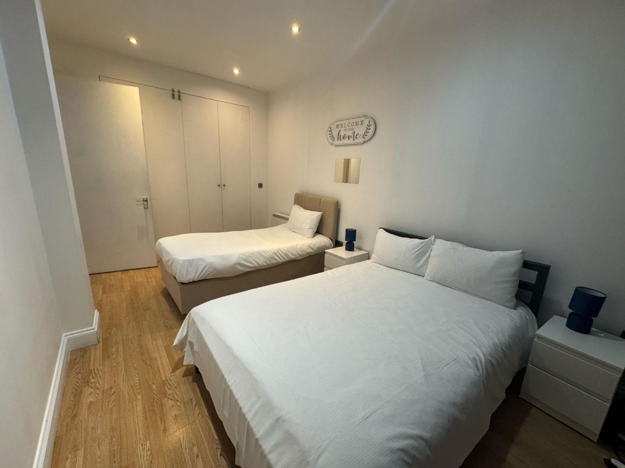 Comfortable - Cosy - Budget Studios In City Center Londres Exterior foto