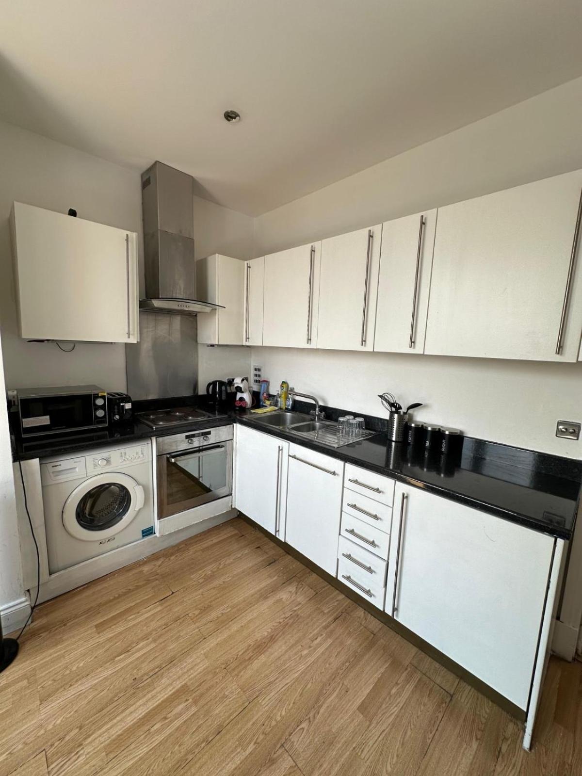 Comfortable - Cosy - Budget Studios In City Center Londres Exterior foto