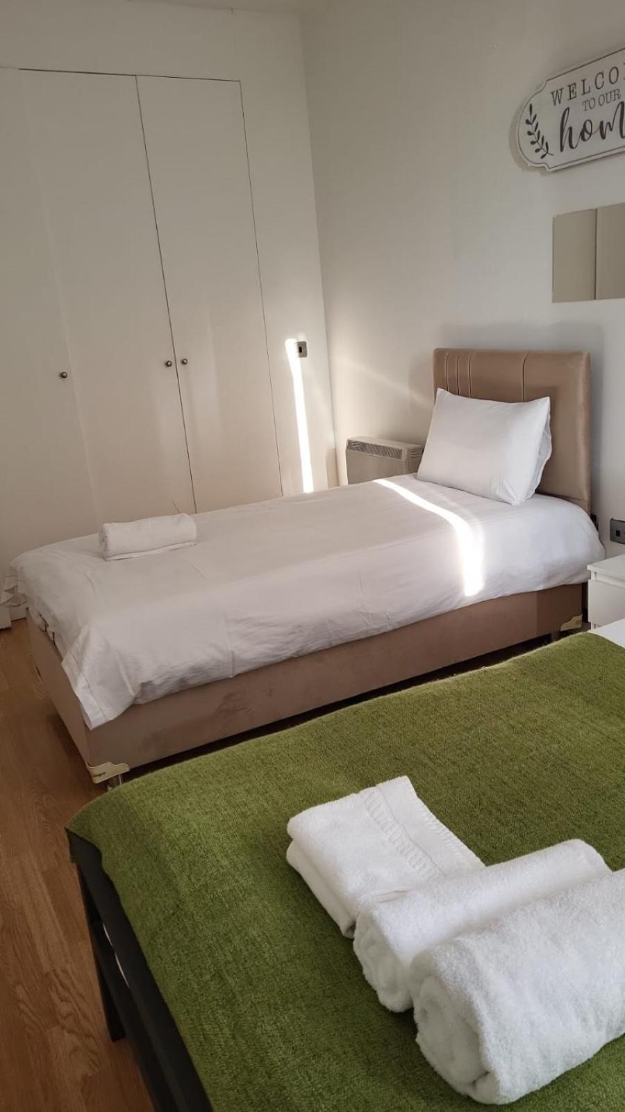 Comfortable - Cosy - Budget Studios In City Center Londres Exterior foto