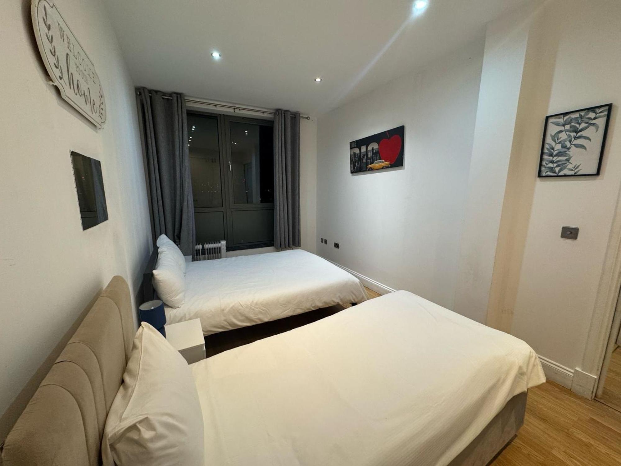 Comfortable - Cosy - Budget Studios In City Center Londres Exterior foto